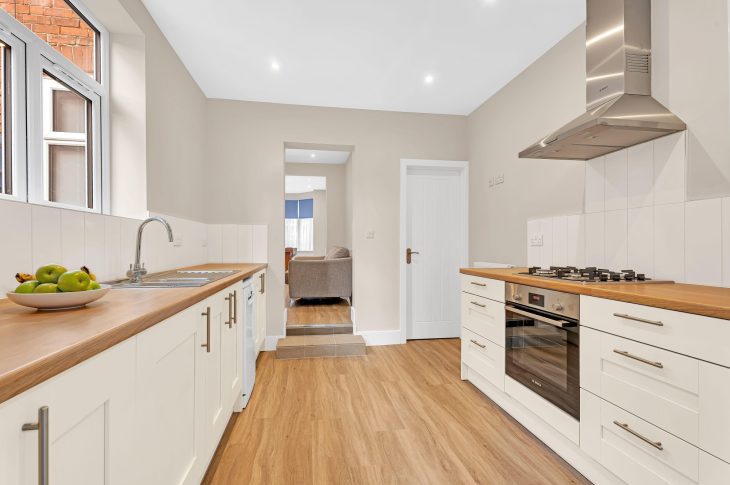 5 Burleigh Road