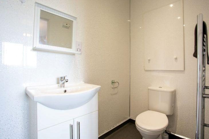 Flat 3, 2 White Ridge Court